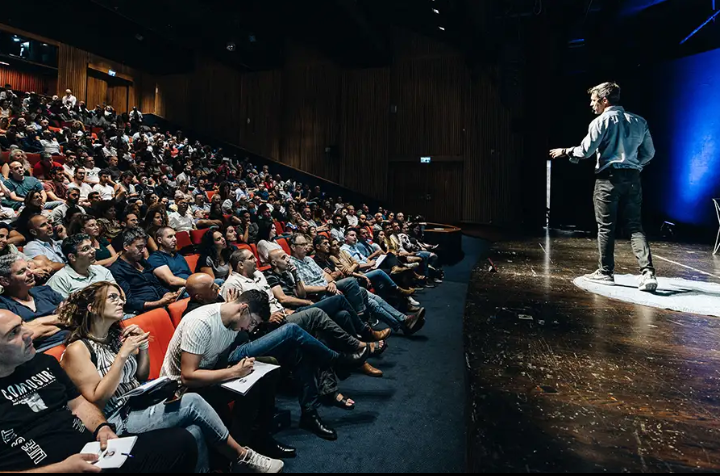 נמרוד הראל במה