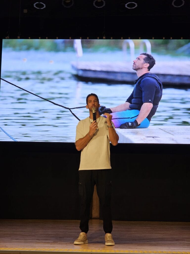 אור שיניוק אלוף עולם סקי מים הרצאה אולטרה סמארט