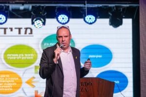 מורן טולדו מומחה בטיחות בינלאומי אולטרה סמארט